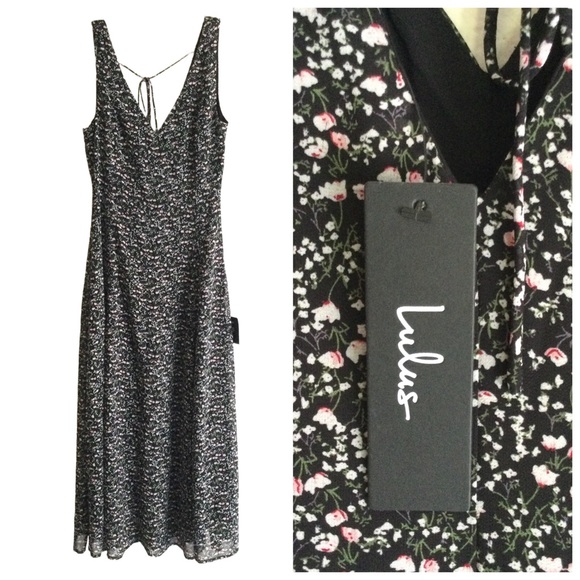 Lulus Dresses & Skirts - LULU’S NWT Maxi Floral Print V-Neck Dress Black Size Small